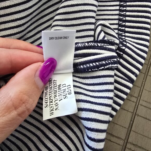 Banana Republic - Blue & White striped dress - Size 2 - Picture 5 of 13